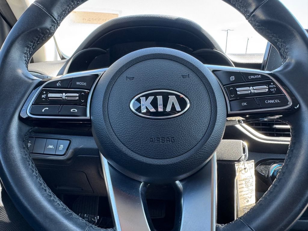 Certified 2019 Kia Forte S image 14