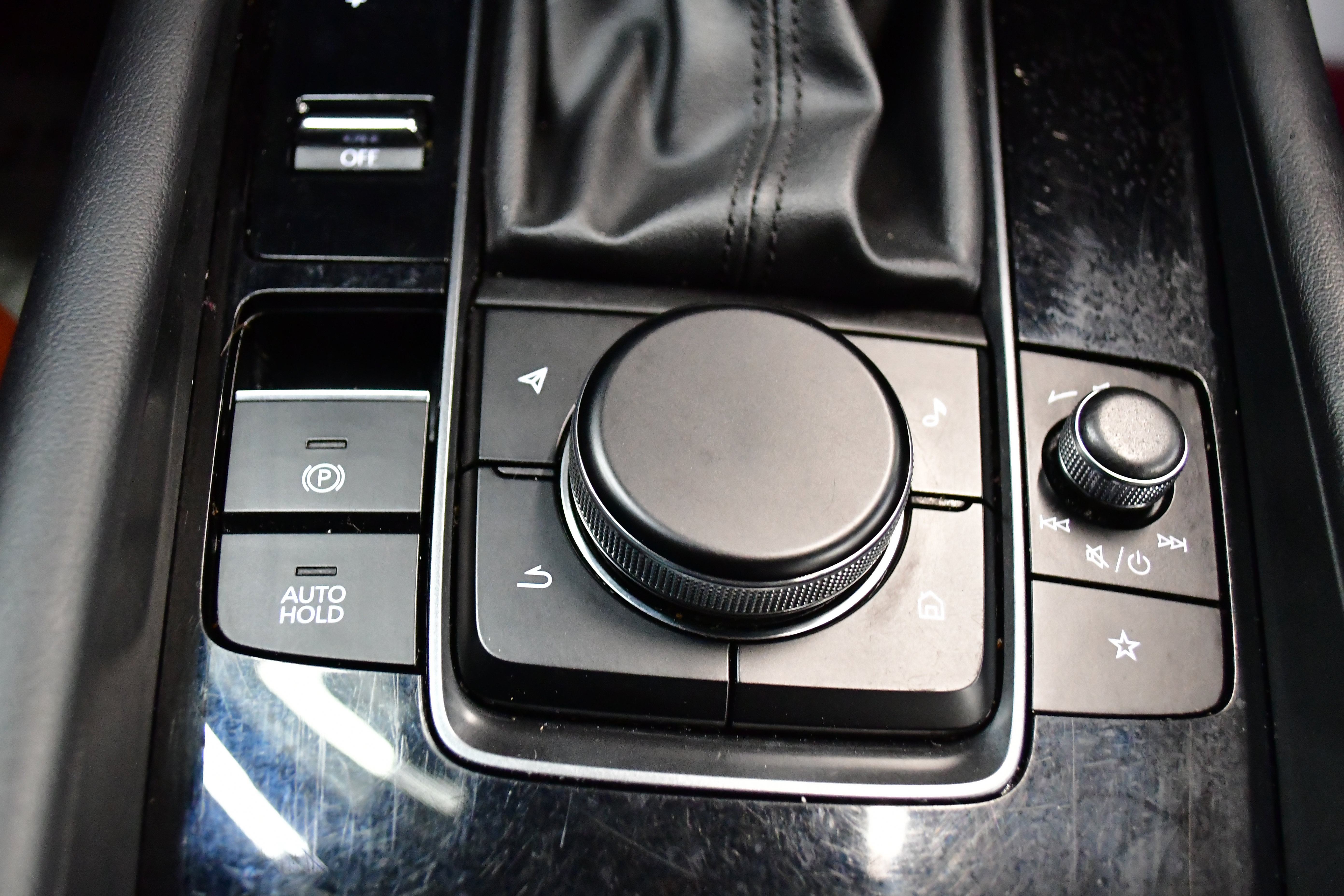 Used 2024 MAZDA MAZDA3 s image 54