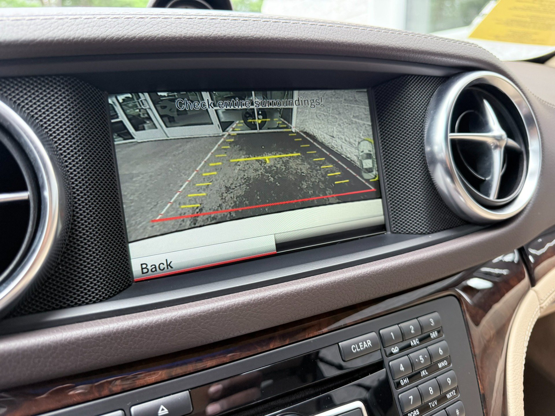 Used 2015 Mercedes-Benz SL 550 image 20