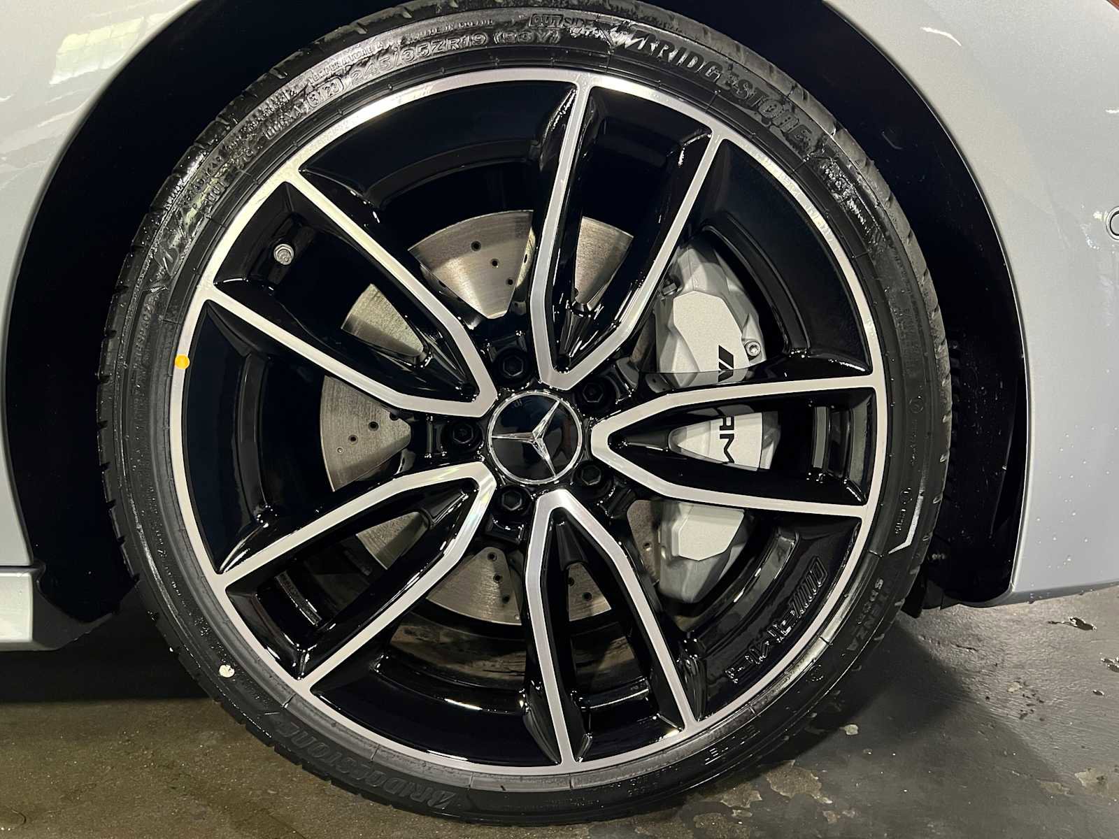 New 2025 Mercedes-Benz CLA 35 AMG 4MATIC image 9