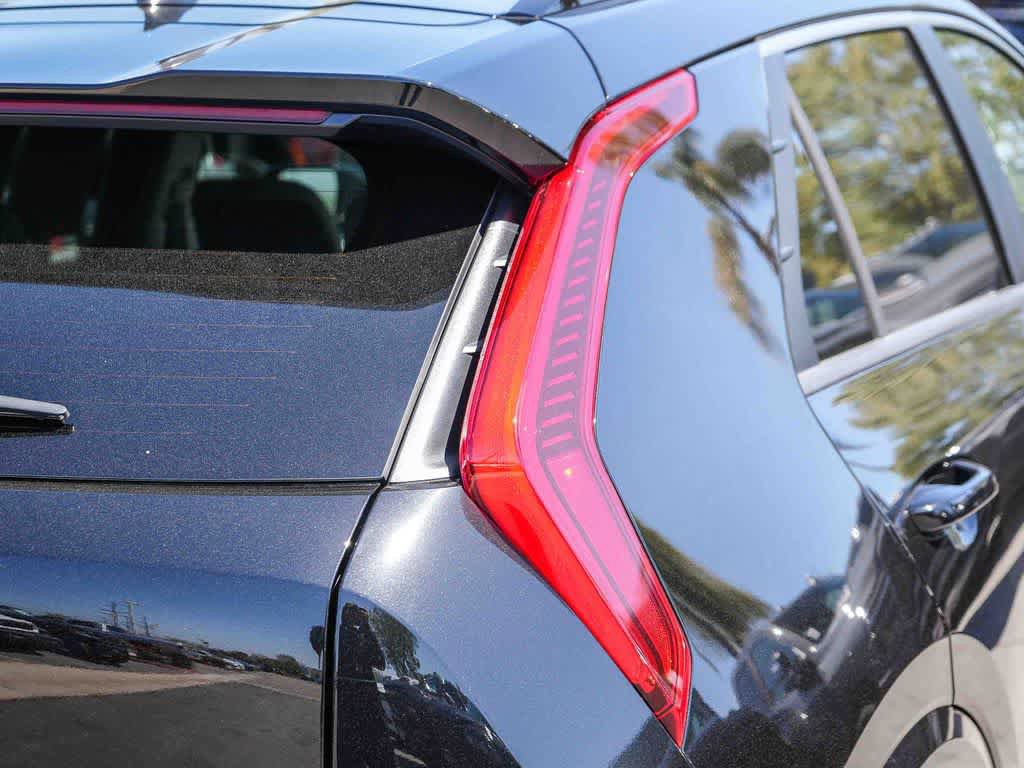 Used 2023 Kia Niro Wind FWD image 9