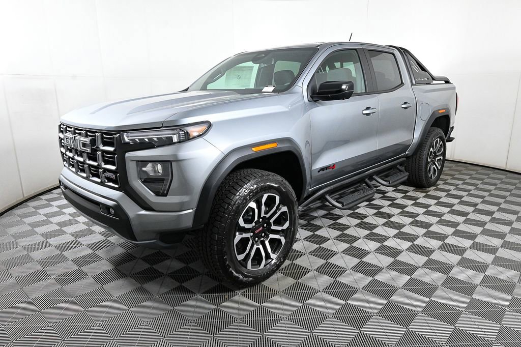 New 2025 GMC Canyon AT4 w/ Nightfall Edition
