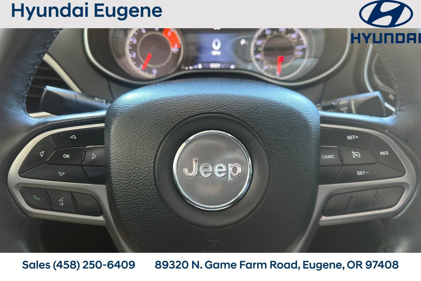 Used 2019 Jeep Cherokee Limited AWD/4WD image 32