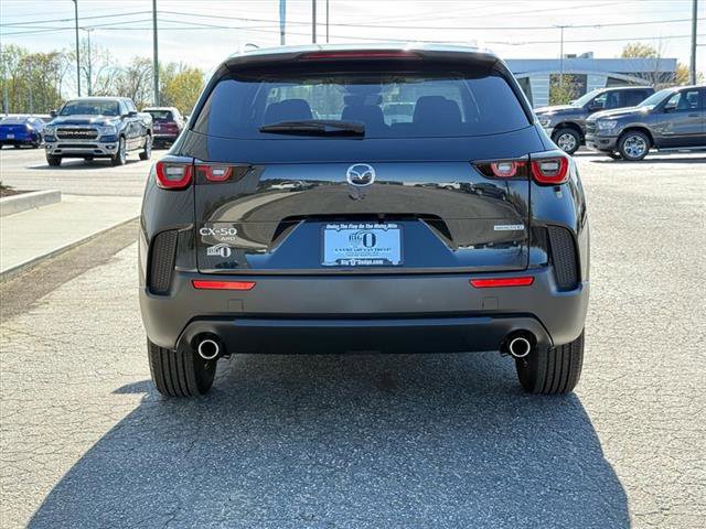 Used 2025 MAZDA CX-50 AWD 2.5 S w/ Preferred Package image 4