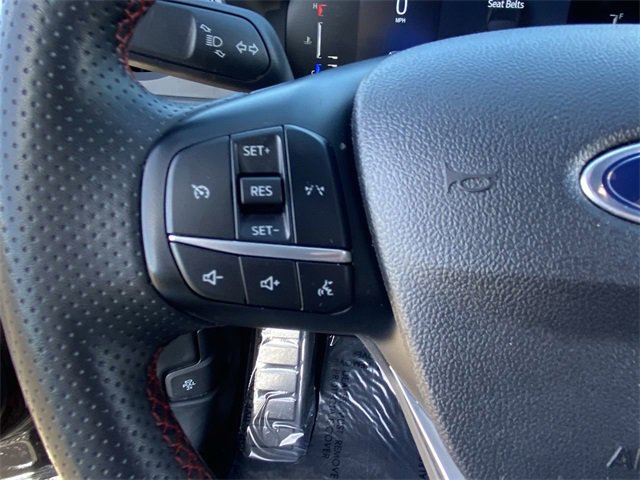 Used 2023 Ford Escape ST-Line image 23