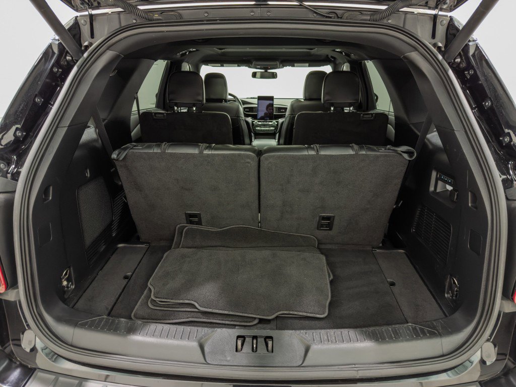 Used 2022 Ford Explorer ST w/ ST Street Pack AWD/4WD image 9