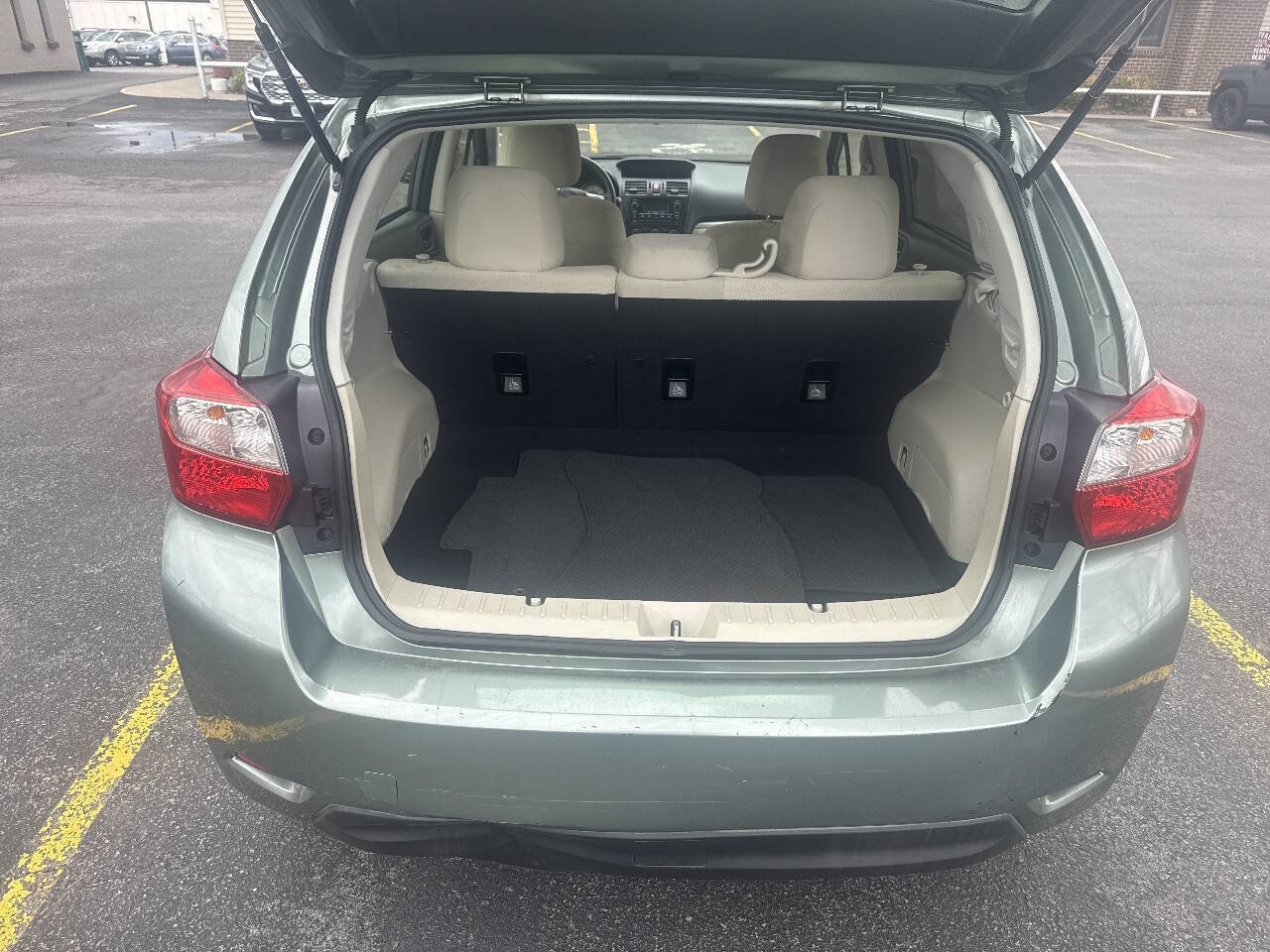 Used 2014 Subaru Impreza 2.0i image 8