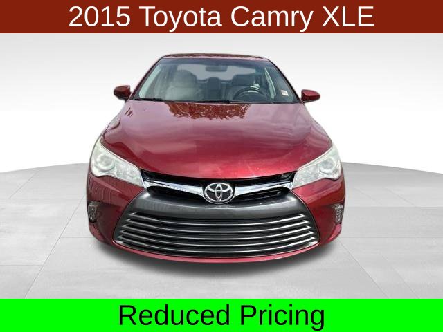 Used 2015 Toyota Camry XLE FWD image 2