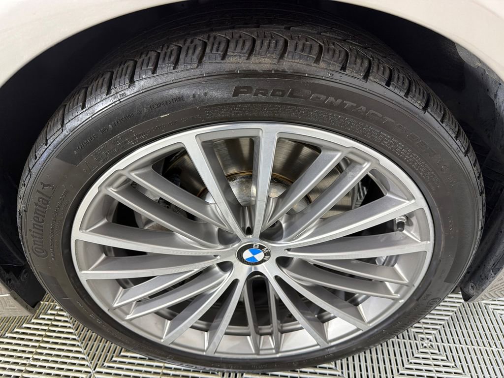 Used 2019 BMW 540i image 14