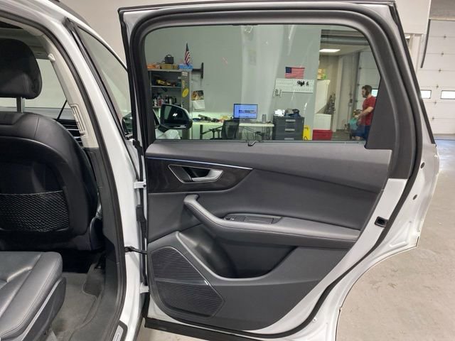 Used 2024 Audi Q7 3.0T Premium Plus AWD/4WD image 27