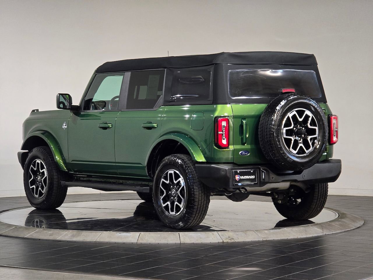 Used 2023 Ford Bronco Outer Banks image 8