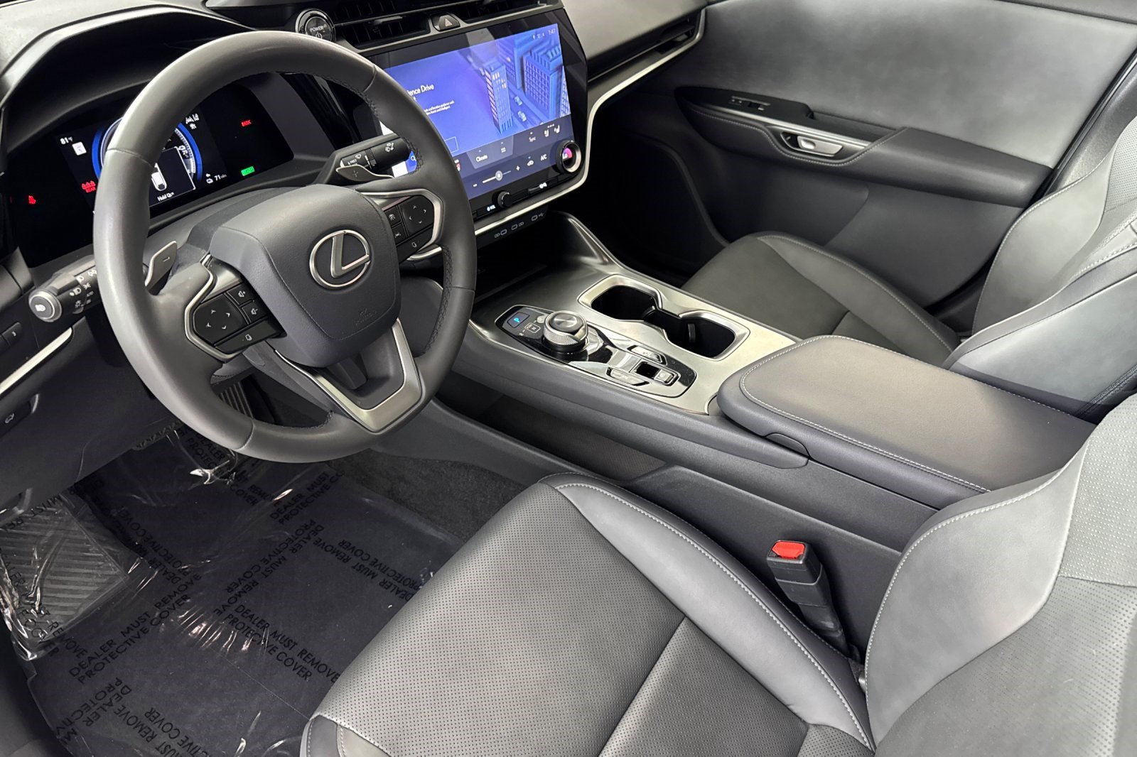 Used 2023 Lexus RZ 450e Premium w/ Technology Package AWD/4WD image 4