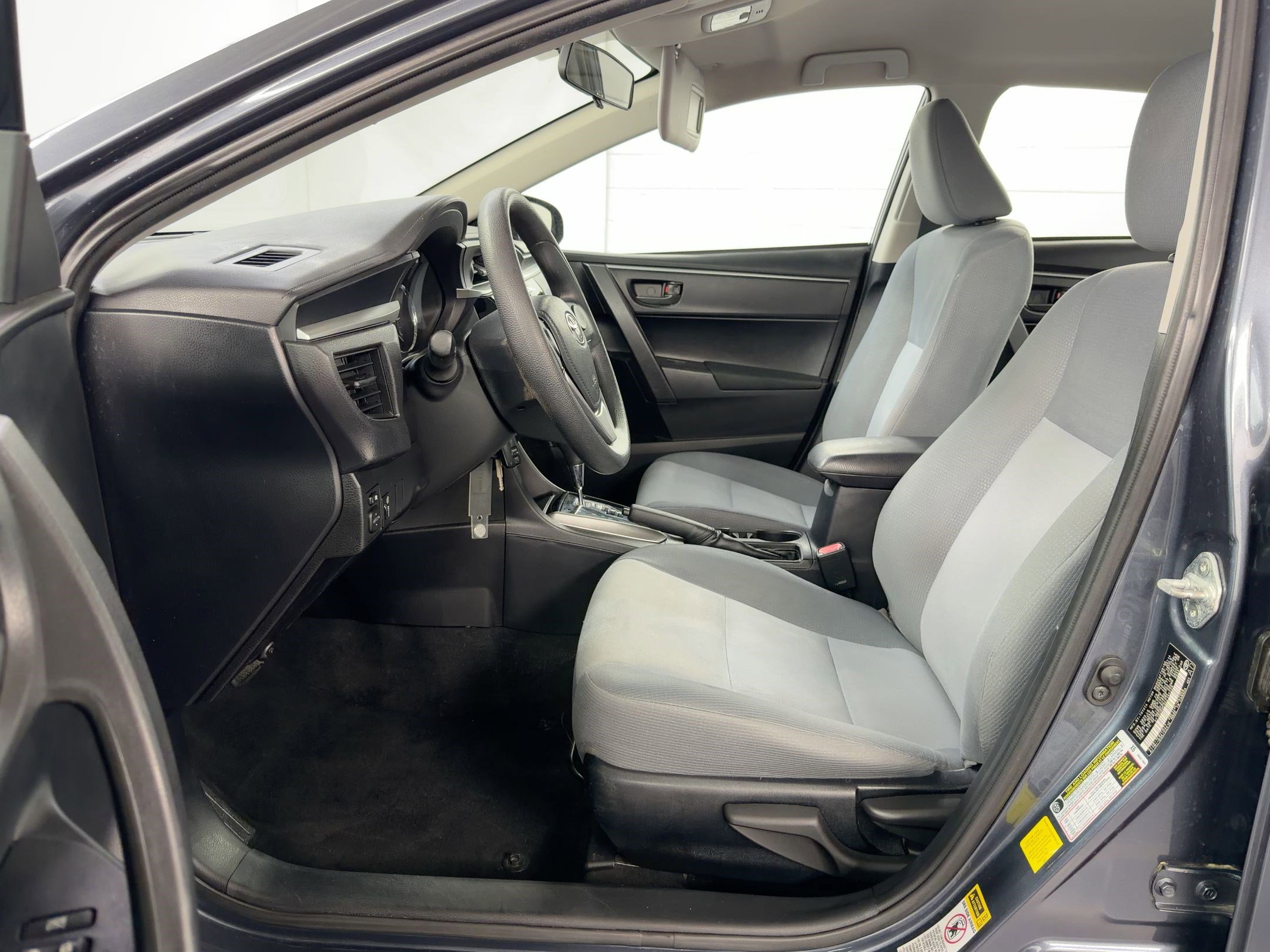 Used 2014 Toyota Corolla L image 5