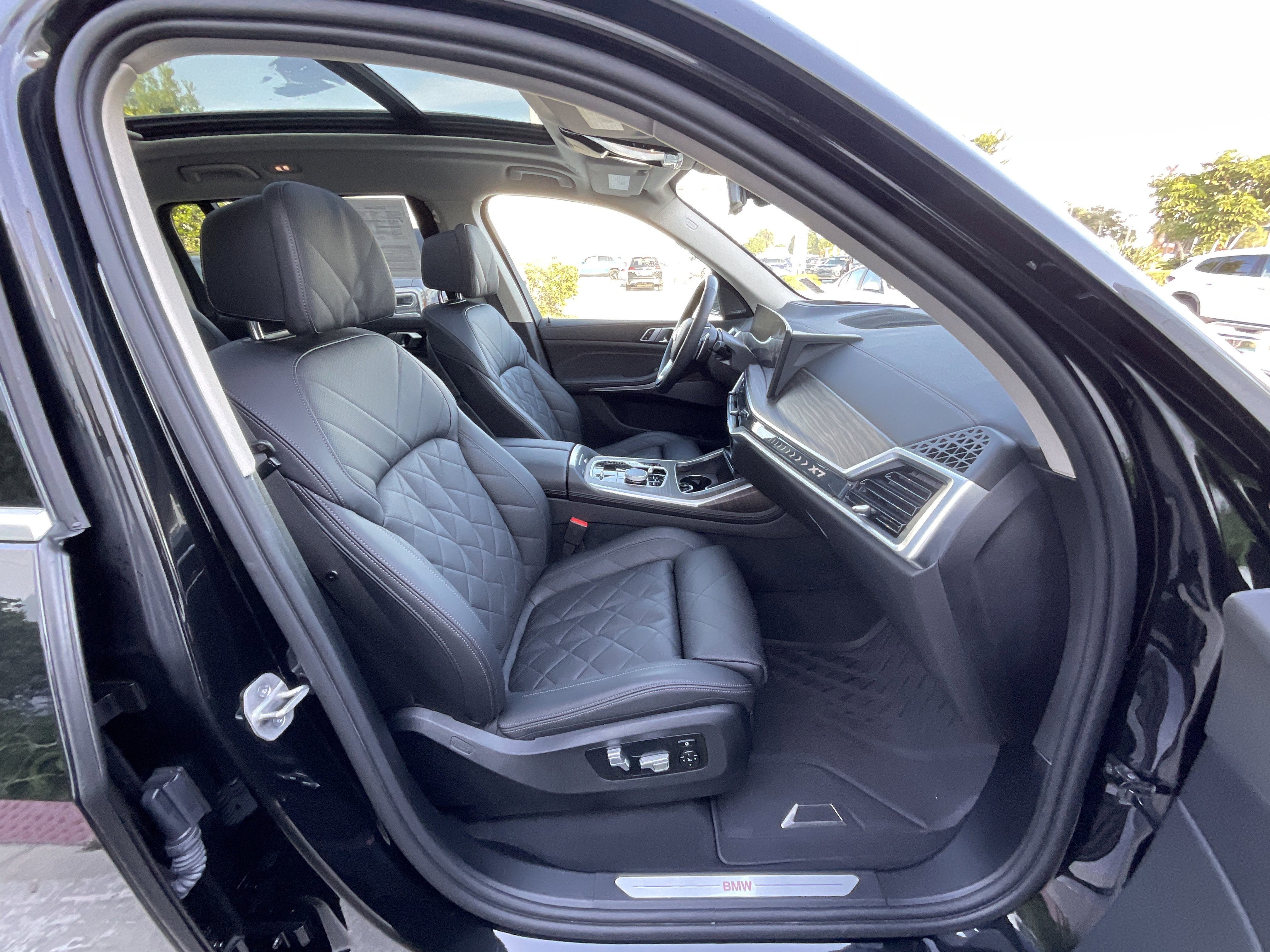 Certified 2024 BMW X7 xDrive40i image 22