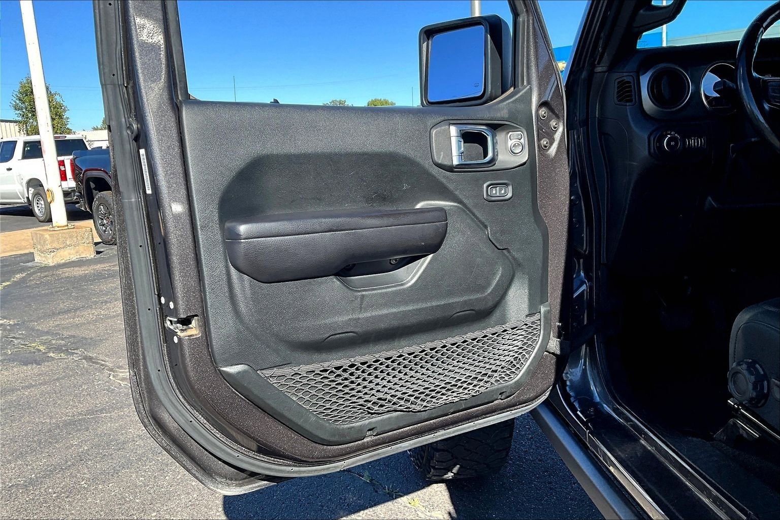 Used 2021 Jeep Wrangler Unlimited Willys image 17