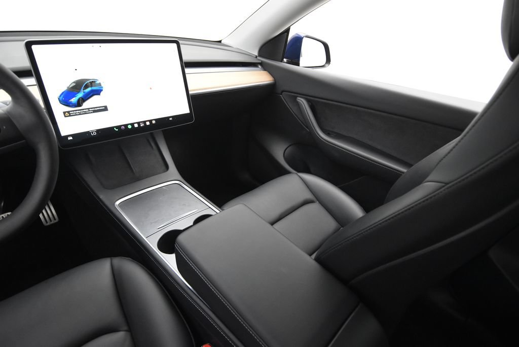 Used 2022 Tesla Model Y Performance AWD/4WD image 28