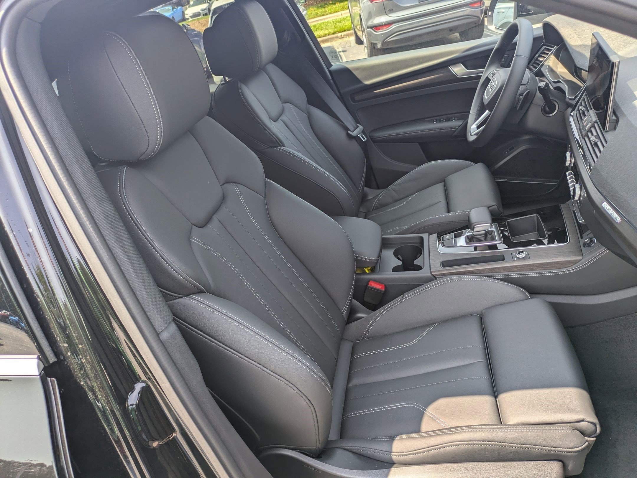 New 2025 Audi Q5 2.0T Premium Plus AWD/4WD image 30