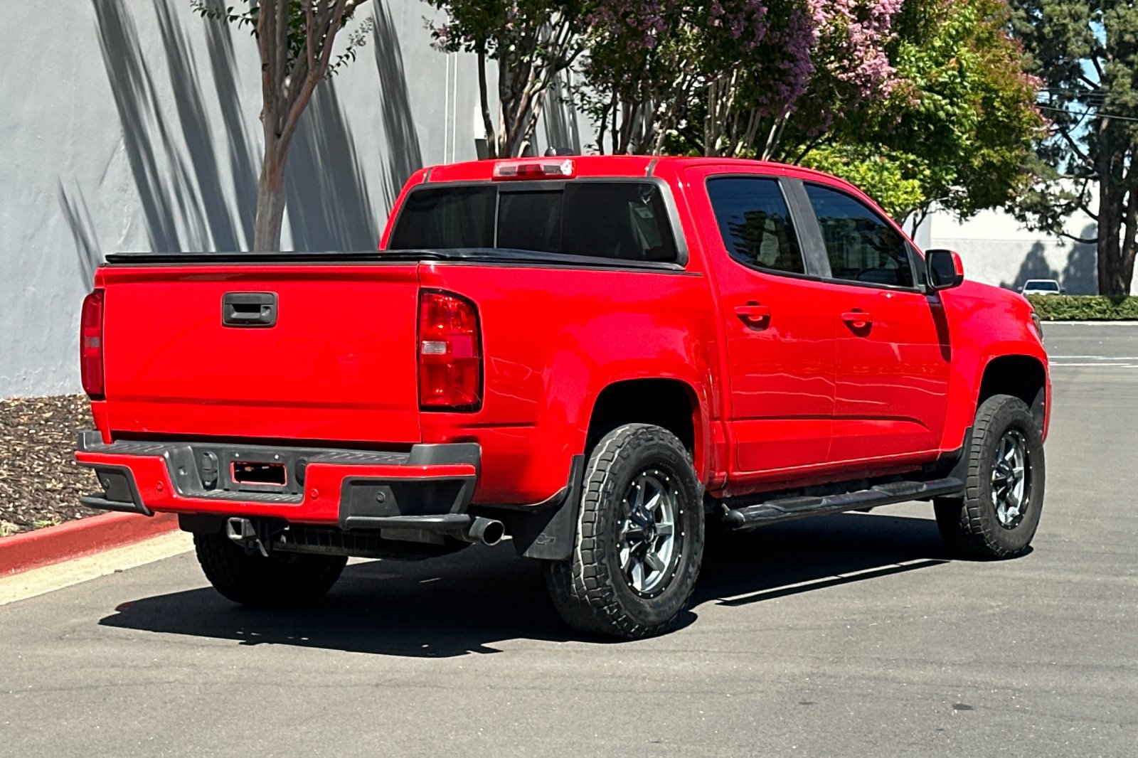 Used 2019 Chevrolet Colorado Z71 AWD/4WD image 4
