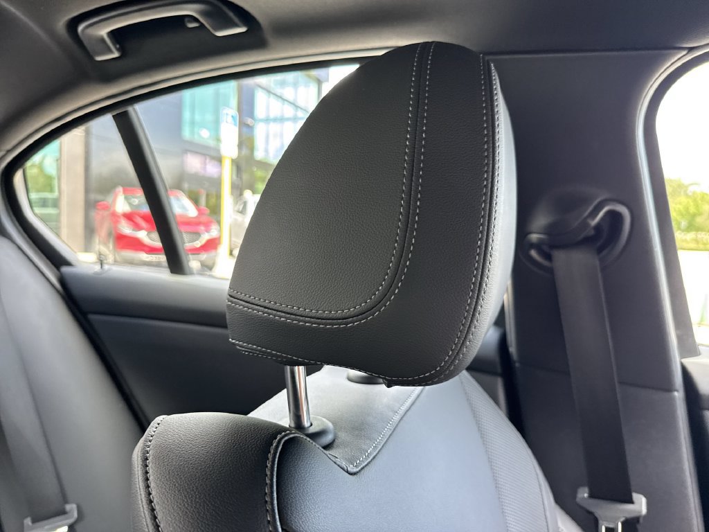 Used 2026 BMW 330i Sedan RWD image 20