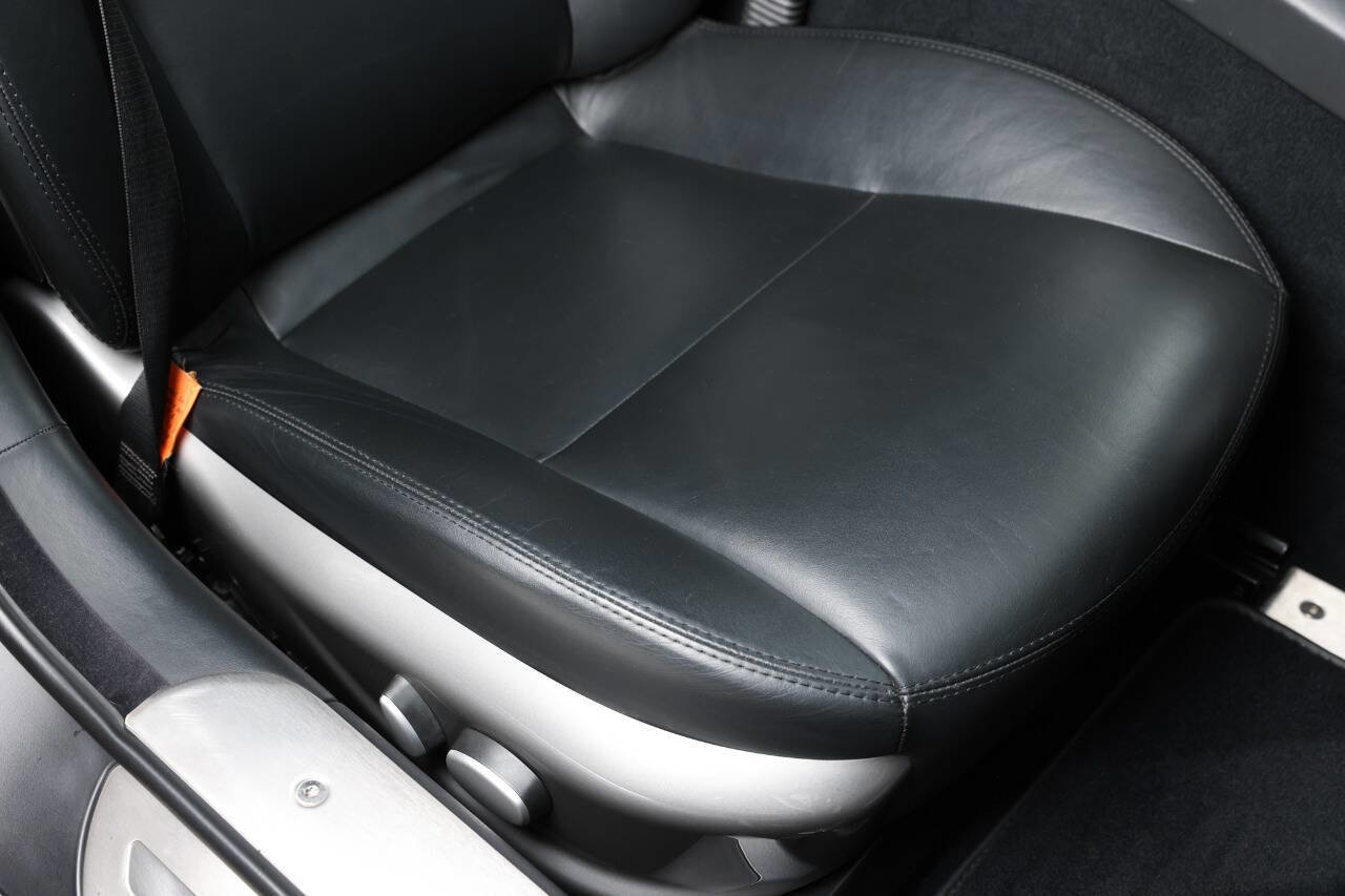 Used 2002 BMW Z8 image 43