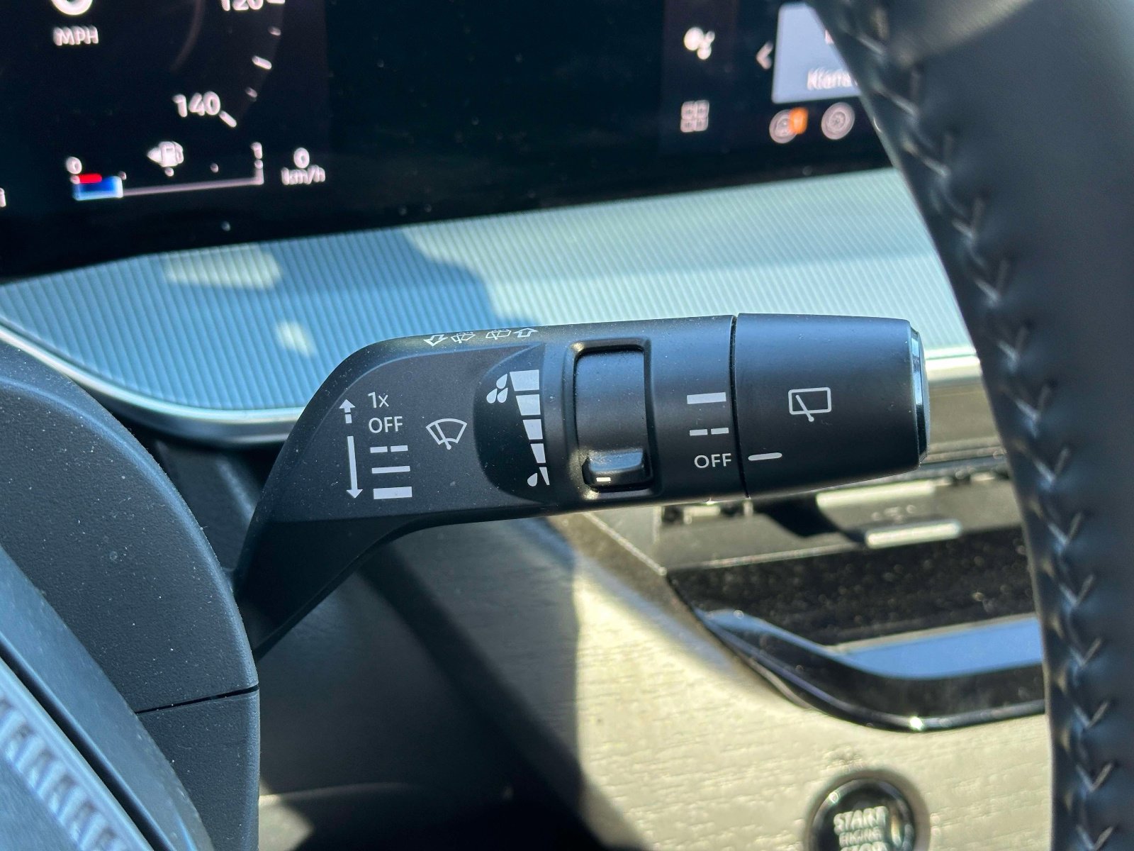 Used 2025 Nissan Murano SL AWD/4WD image 20