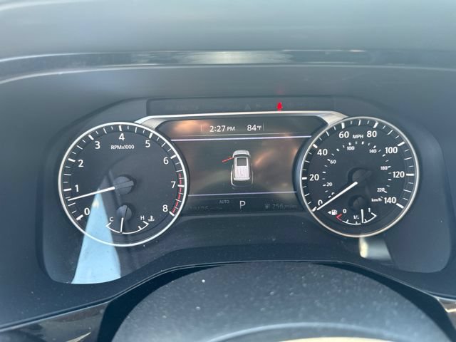Used 2024 Nissan Pathfinder SV AWD/4WD image 12