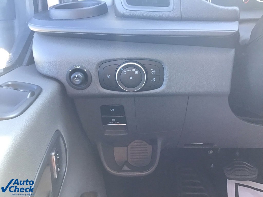 Used 2023 Ford Transit 350 XLT image 28
