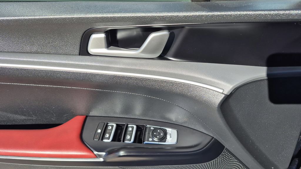 Used 2024 Kia K5 GT-Line w/ GT-Line Premium Package image 9