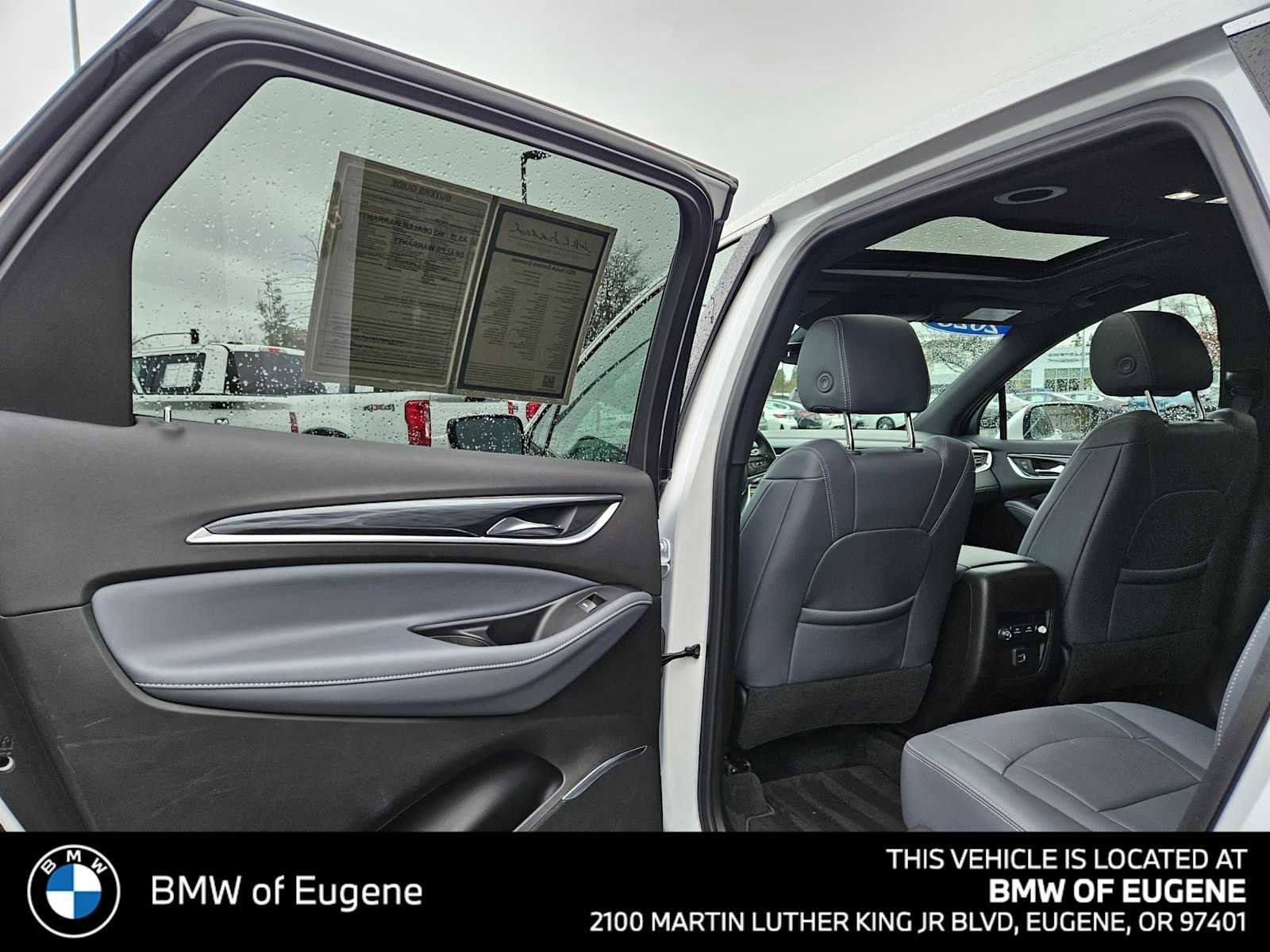 Used 2023 Buick Enclave Essence w/ Experience Buick Package image 19