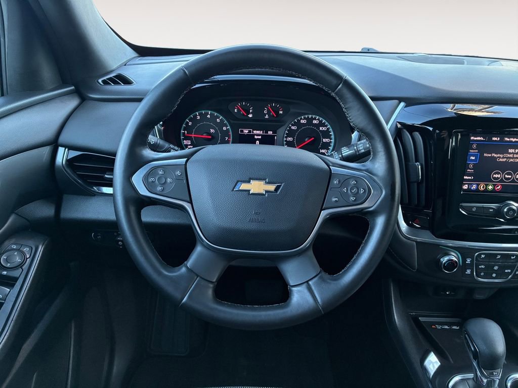 Used 2023 Chevrolet Traverse LT image 12