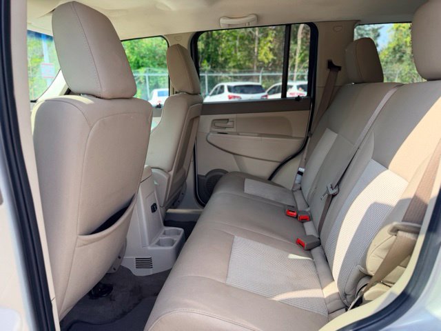 Used 2008 Jeep Liberty Sport w/ Popular Equipment Group AWD/4WD image 19