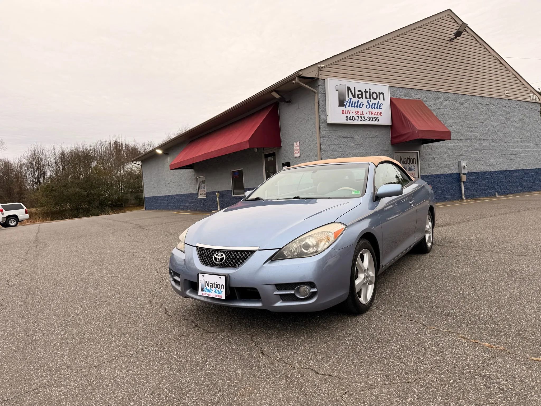 Used 2007 Toyota Solara SLE image 1