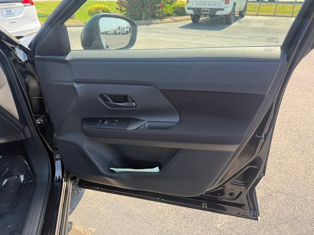 New 2026 Nissan Kicks S FWD image 16