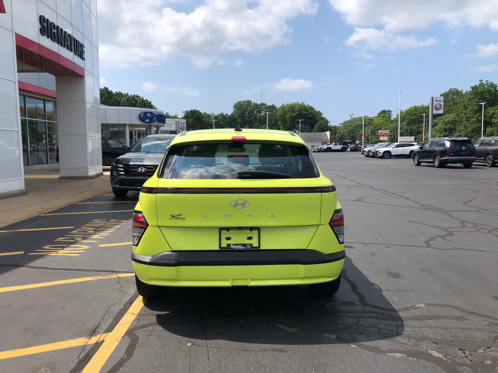 Certified 2024 Hyundai Kona SE FWD image 6