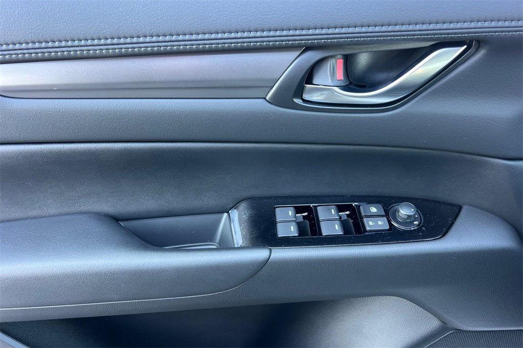 New 2025 MAZDA CX-5 AWD 2.5 S w/ Select Package image 12