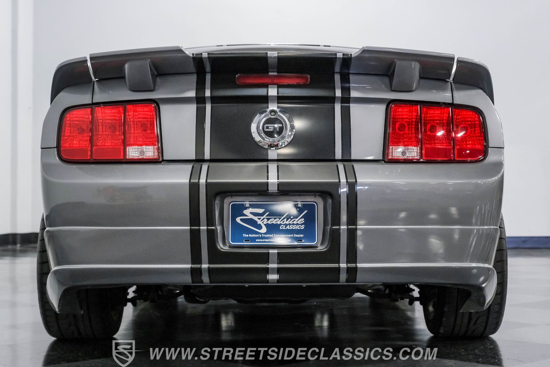 Used 2006 Ford Mustang GT image 31