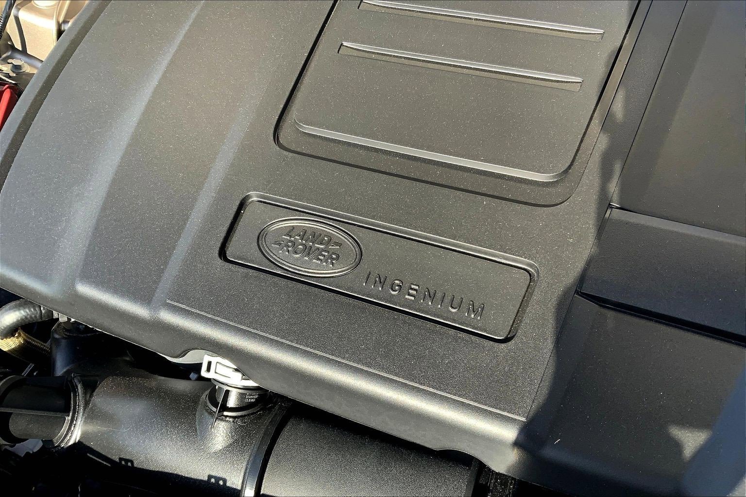 New 2026 Land Rover Range Rover Velar Dynamic SE image 17