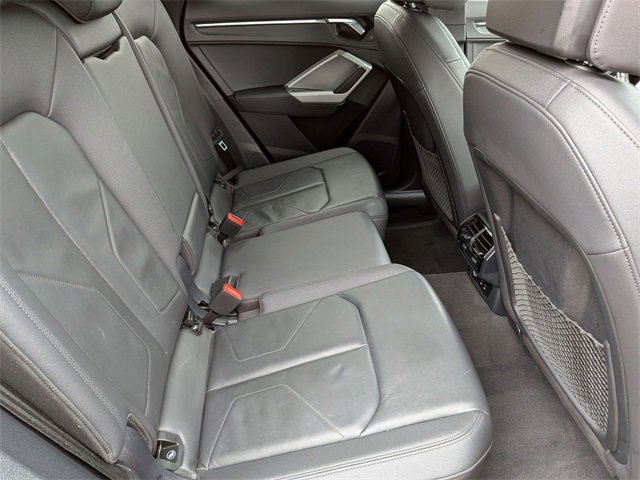 Used 2021 Audi Q3 2.0T Premium image 28