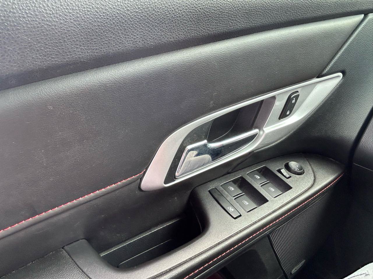 Used 2015 GMC Terrain SLE w/ Convenience Package FWD image 28