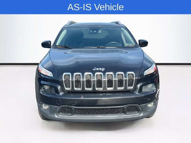 Used 2015 Jeep Cherokee Latitude w/ Cold Weather Group AWD/4WD image 2