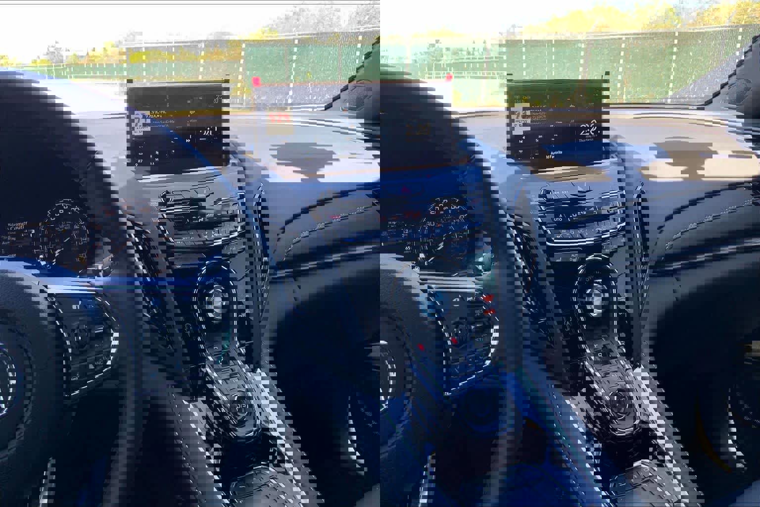 Used 2025 Acura RDX SH-AWD image 7