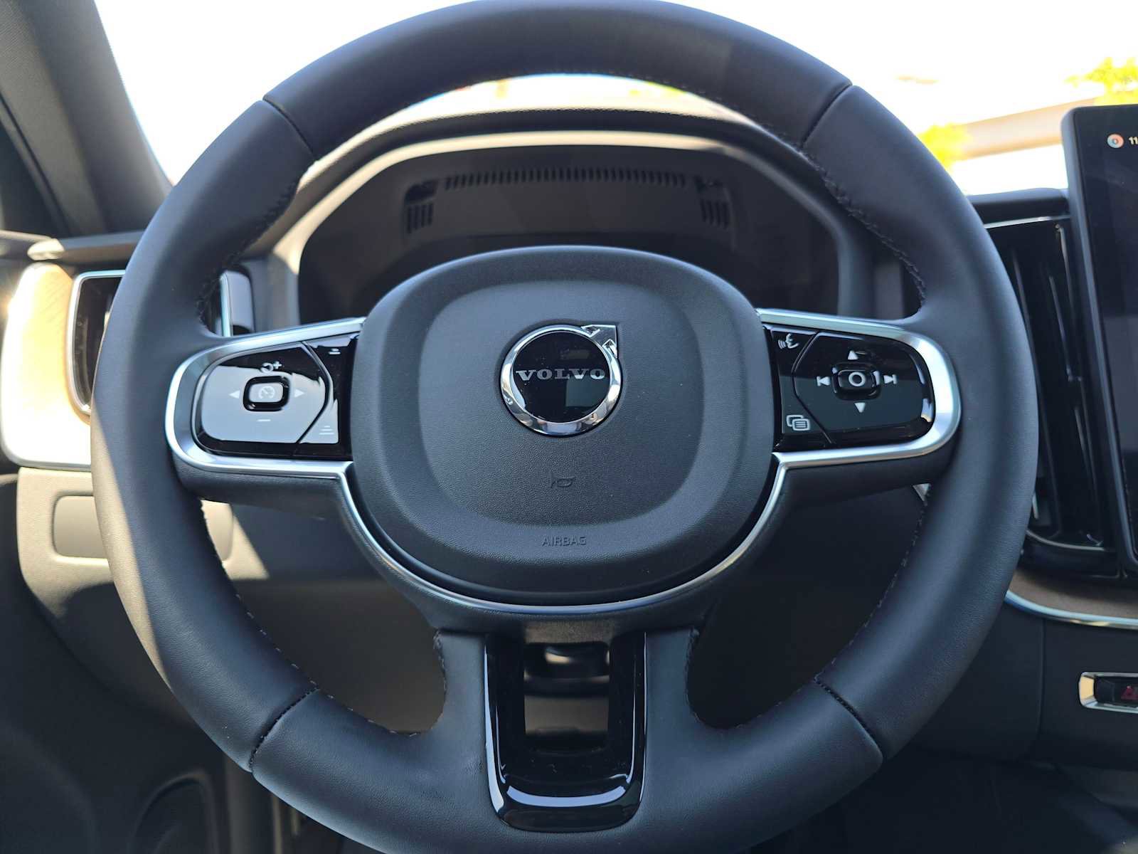 New 2026 Volvo XC60 B5 Core w/ Climate Package AWD/4WD image 24