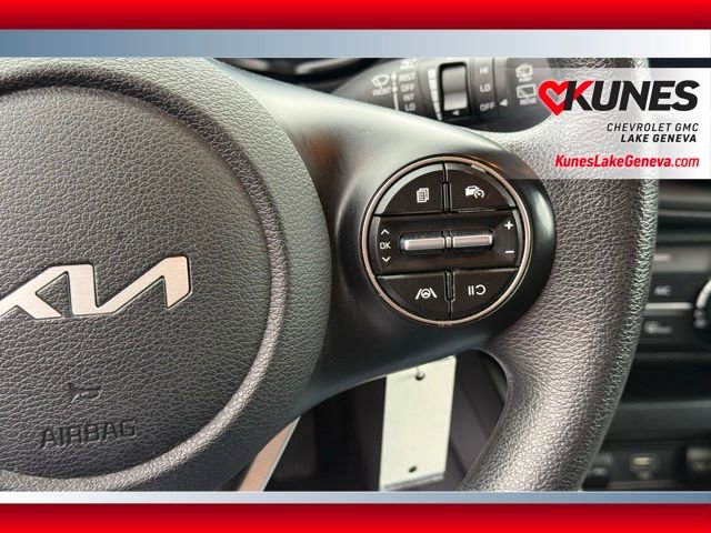 Used 2024 Kia Soul LX w/ Option Group 015 FWD image 33