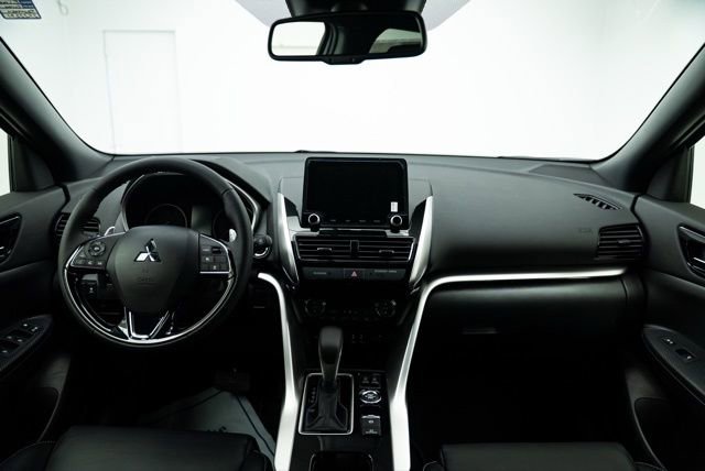 New 2025 Mitsubishi Eclipse Cross SEL image 16