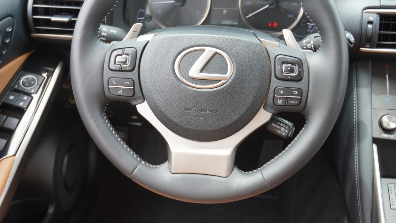 Used 2019 Lexus IS 300 w/ Premium Package RWD image 30