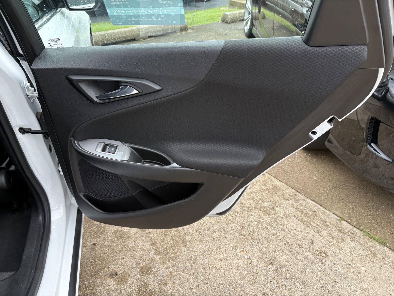 Used 2024 Chevrolet Malibu LT FWD image 14