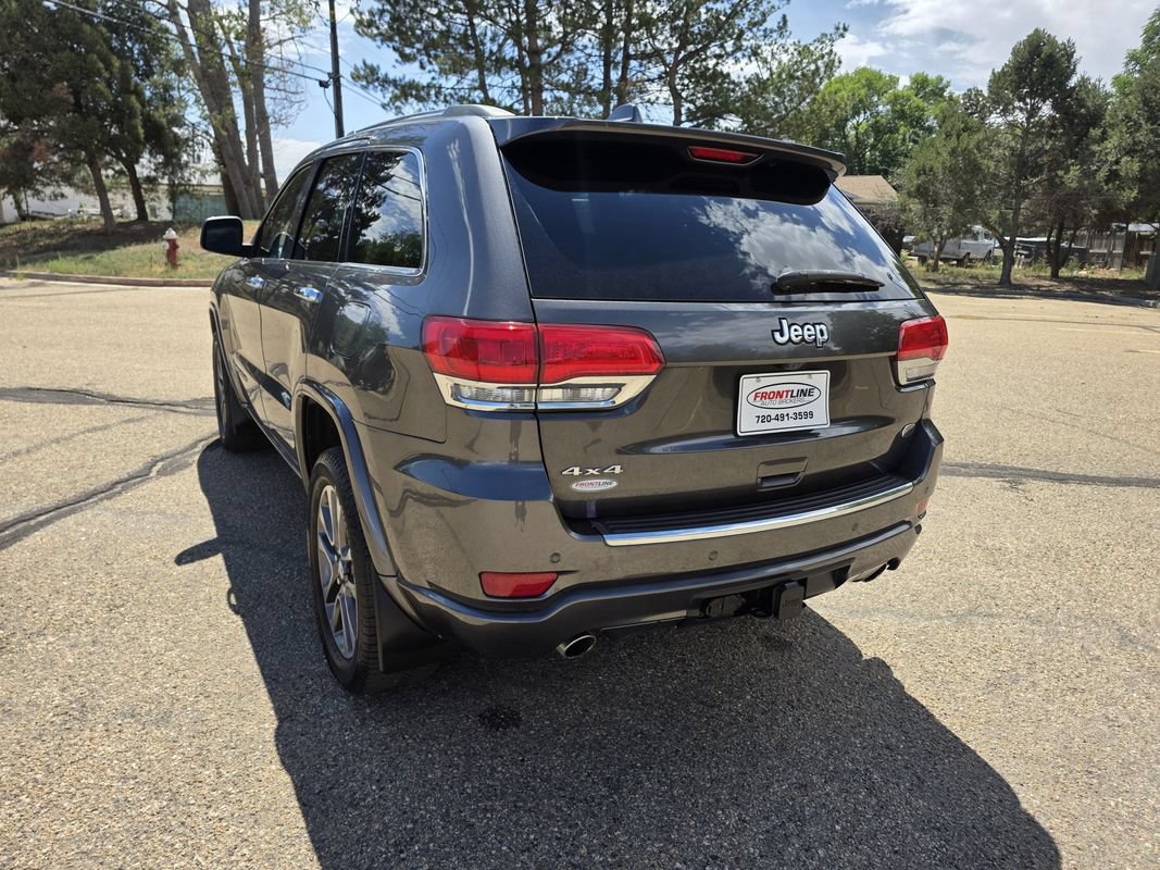Used 2018 Jeep Grand Cherokee Overland AWD/4WD image 4