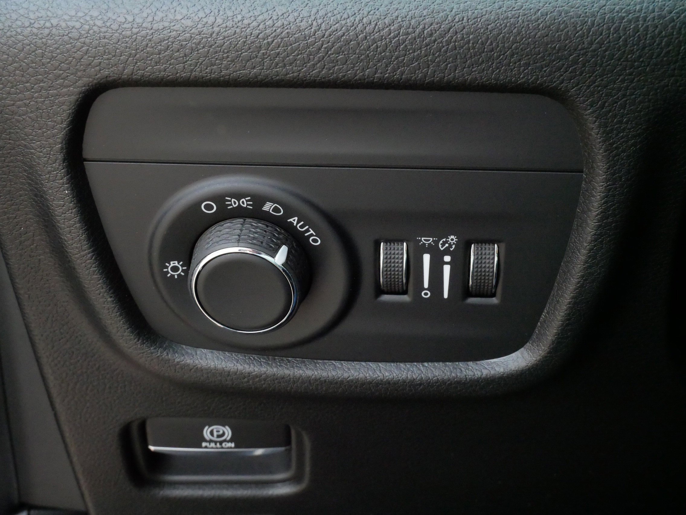 Used 2022 Jeep Grand Cherokee Altitude image 26