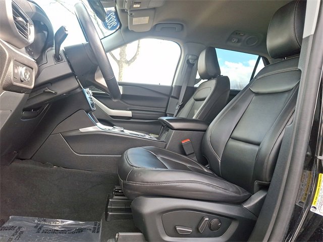 Used 2022 Ford Explorer XLT w/ Equipment Group 202A image 14