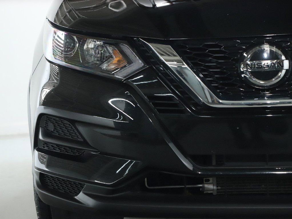 Certified 2022 Nissan Rogue Sport S image 8